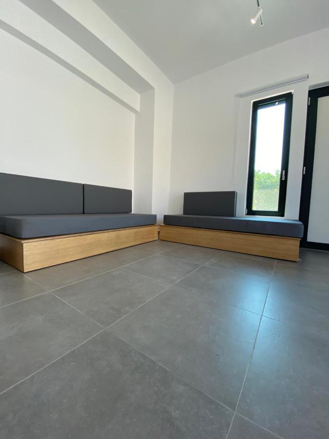 Lefko Apartments Tavronitis Exteriör bild