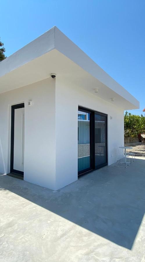 Lefko Apartments Tavronitis Exteriör bild