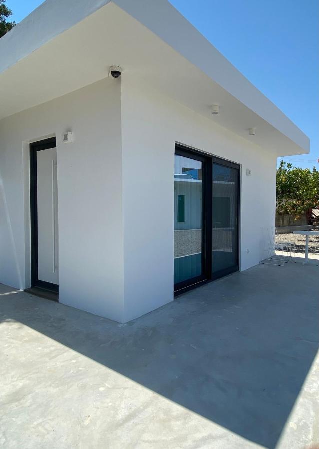 Lefko Apartments Tavronitis Exteriör bild