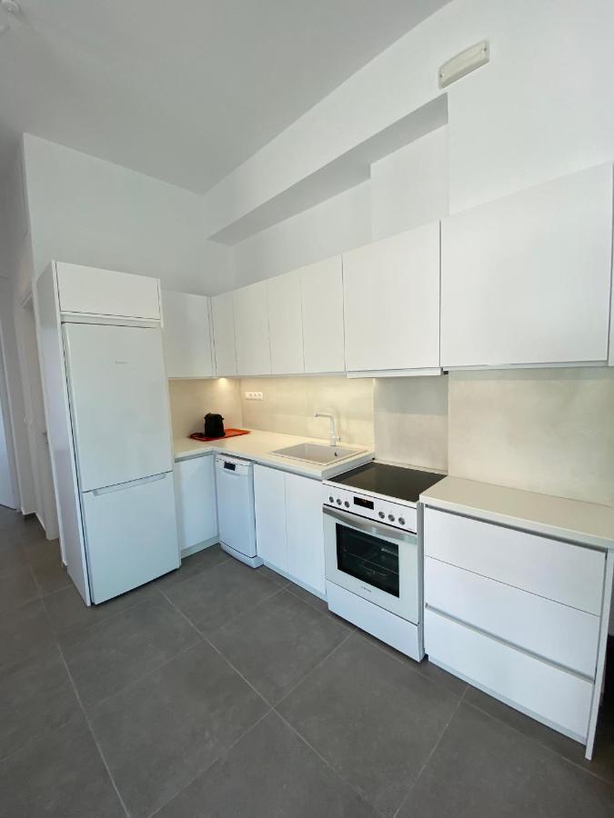 Lefko Apartments Tavronitis Exteriör bild