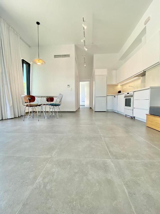 Lefko Apartments Tavronitis Exteriör bild